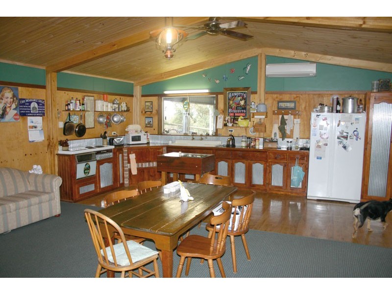 208 Narelle Lane, Greenwich Park NSW 2580