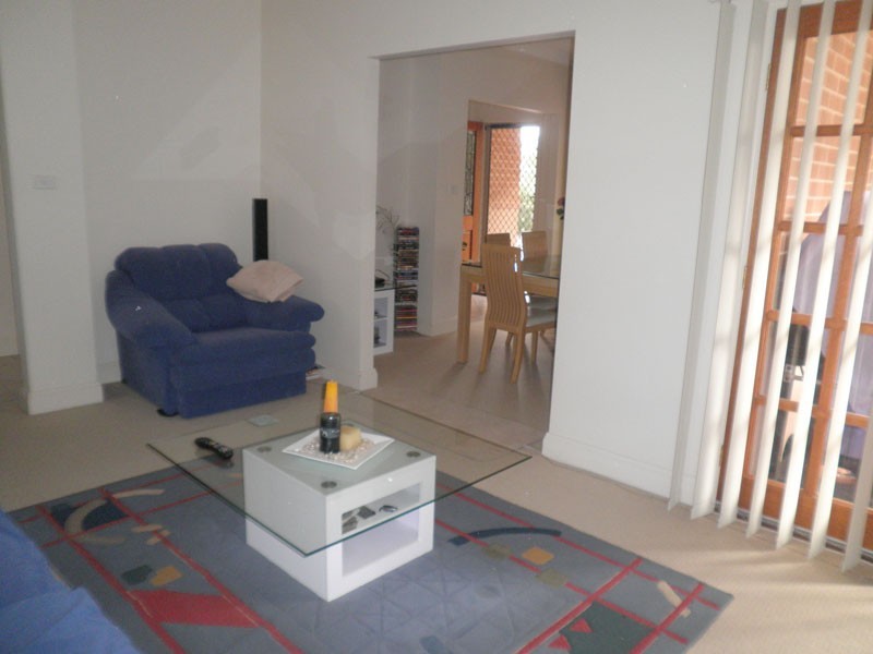 18 Birriwa Circuit, Mount Annan NSW 2567