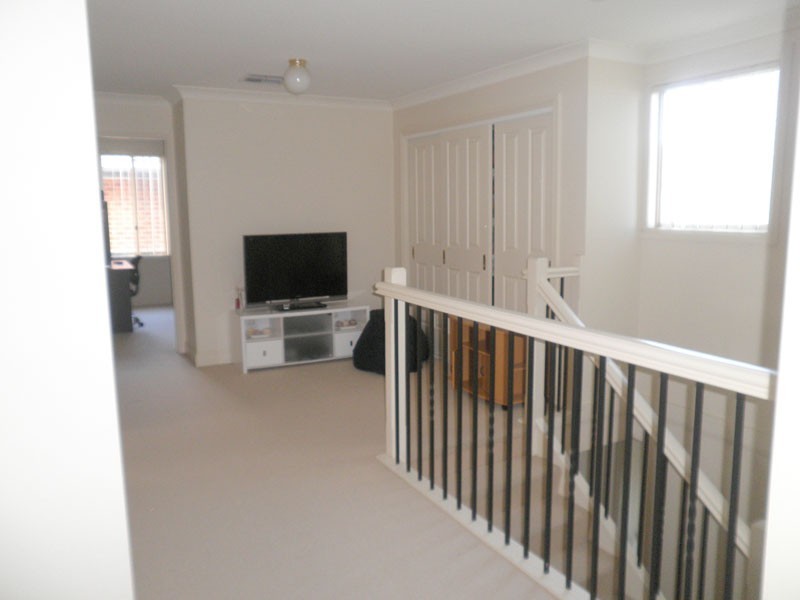 18 Birriwa Circuit, Mount Annan NSW 2567