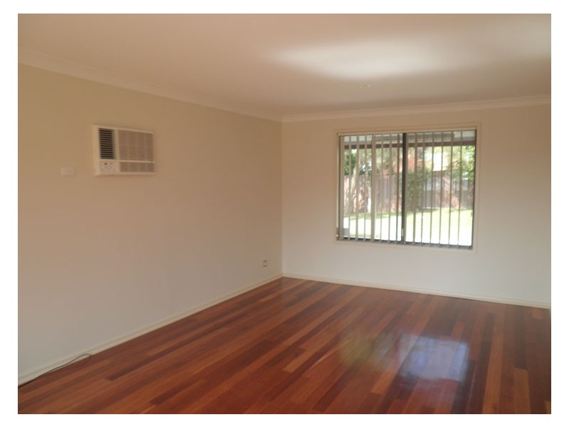 7 Cambridge Street, Narellan NSW 2567