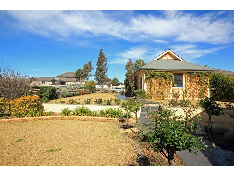 42 The Lanes, Kirkham NSW 2570