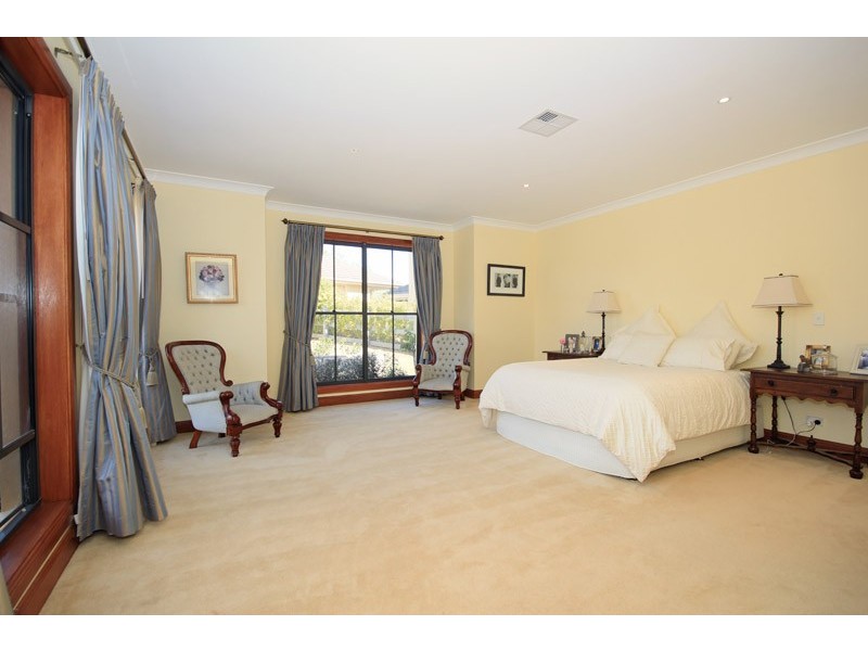 42 The Lanes, Kirkham NSW 2570