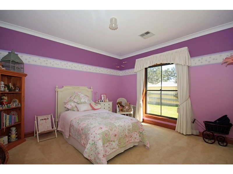 42 The Lanes, Kirkham NSW 2570