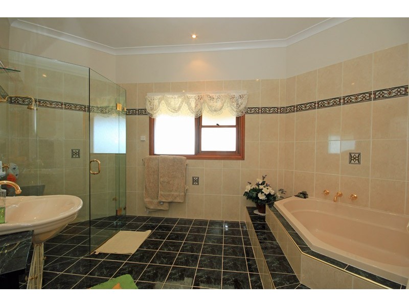 295 Moreton Park Road, Douglas Park NSW 2569