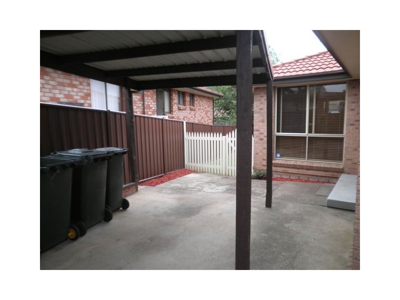 10 Congo place, Kearns NSW 2558