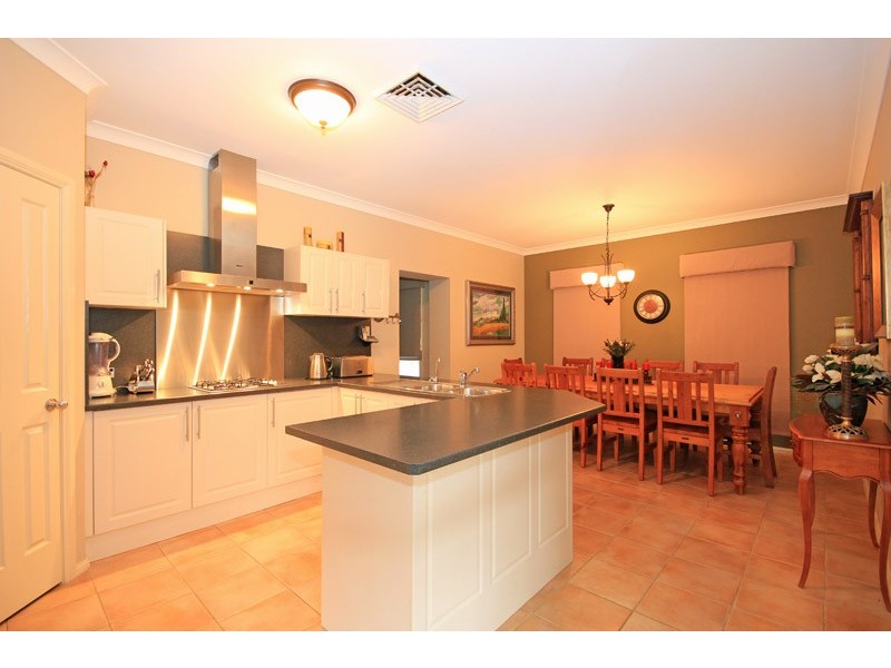 10 Bridgewater Boulevarde, Camden Park NSW 2570