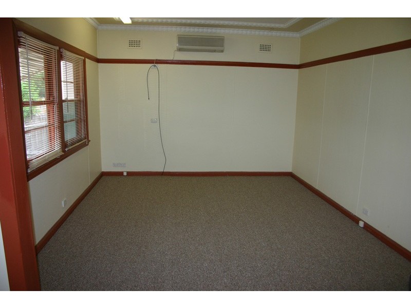 11 Edward, Camden NSW 2570