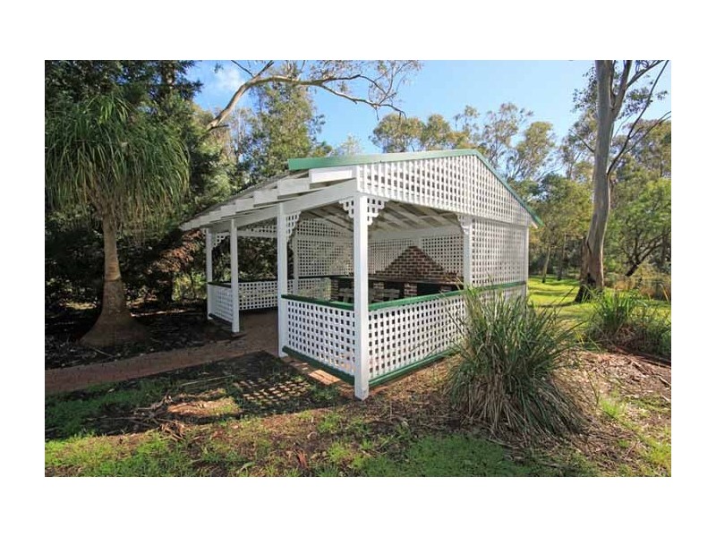 20 Cawdor Farms Road, Grasmere NSW 2570