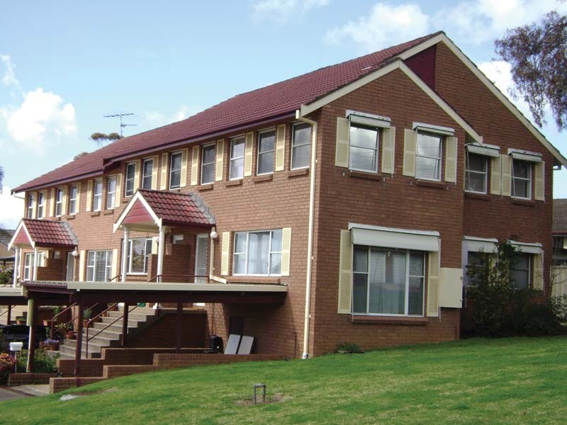 2/36 Macquarie Avenue, Camden NSW 2570