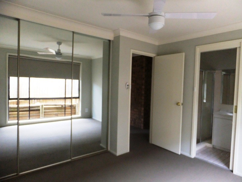 20 Wire Lane, Camden NSW 2570