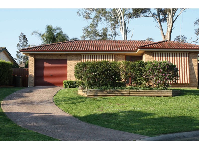 6 Moran Place, Currans Hill NSW 2567