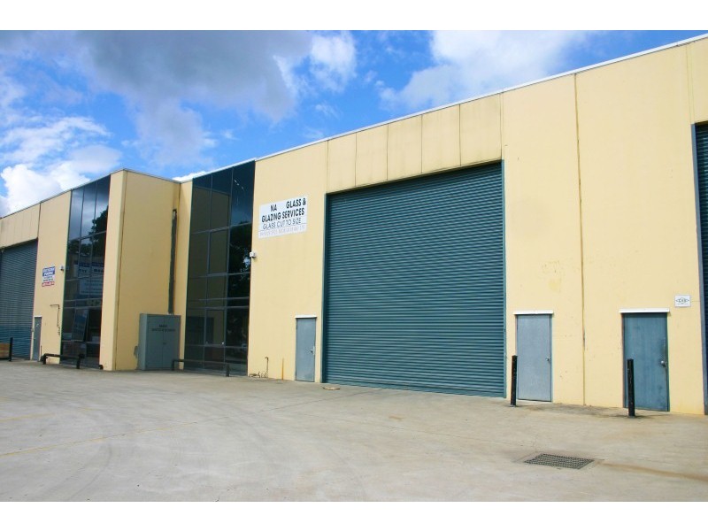 2/11 Stennett Road, Ingleburn NSW 2565