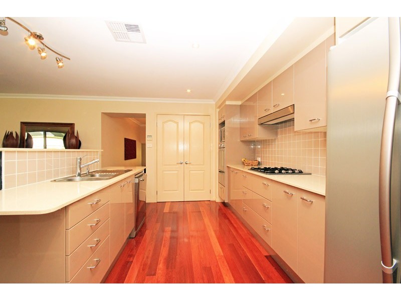 30 Park Way, Camden Park NSW 2570