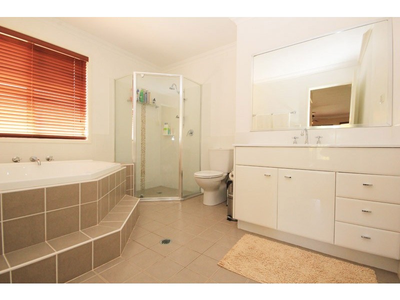 30 Park Way, Camden Park NSW 2570