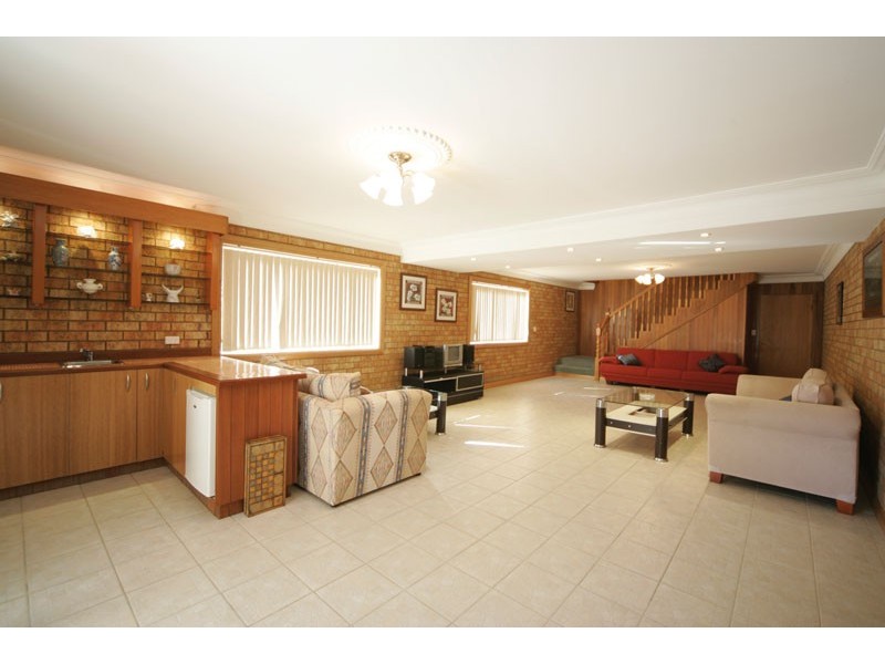 2 Exmoor Place, Blairmount NSW 2559