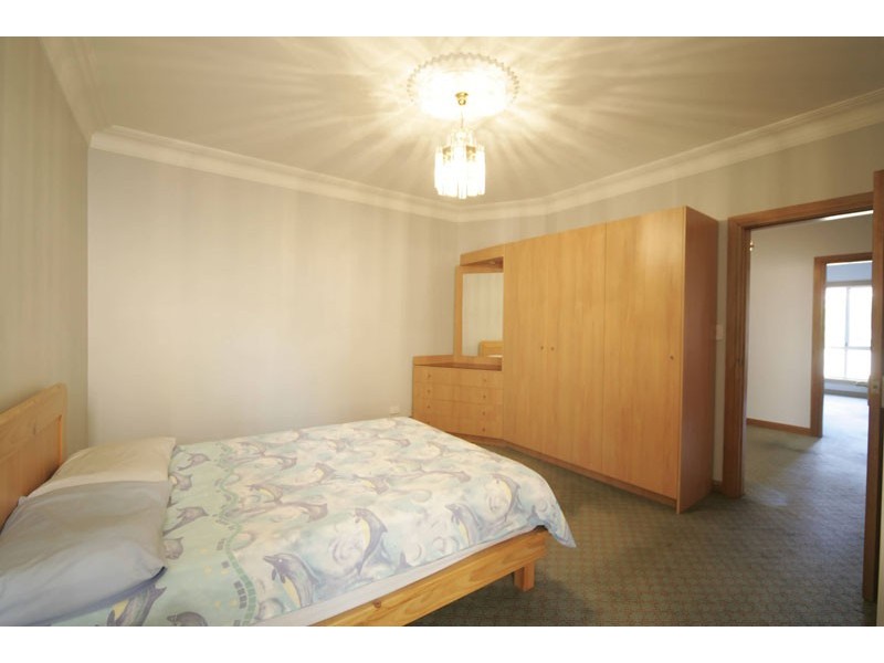 2 Exmoor Place, Blairmount NSW 2559