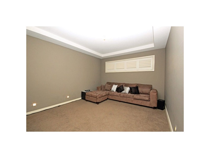 11 Rheinbergers Cicruit, Elderslie NSW 2570