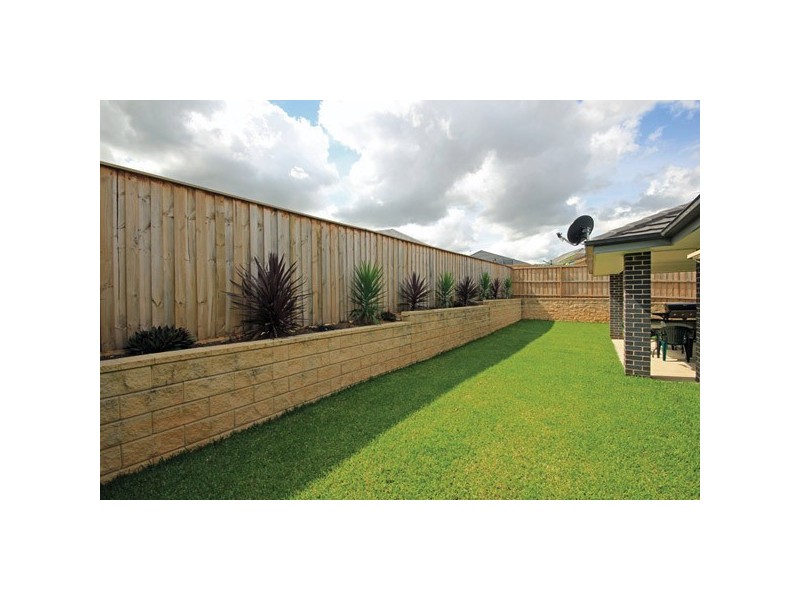 11 Rheinbergers Cicruit, Elderslie NSW 2570