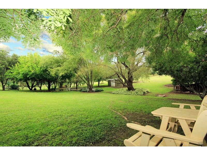 10 Centennial Lane, Ellis Lane NSW 2570