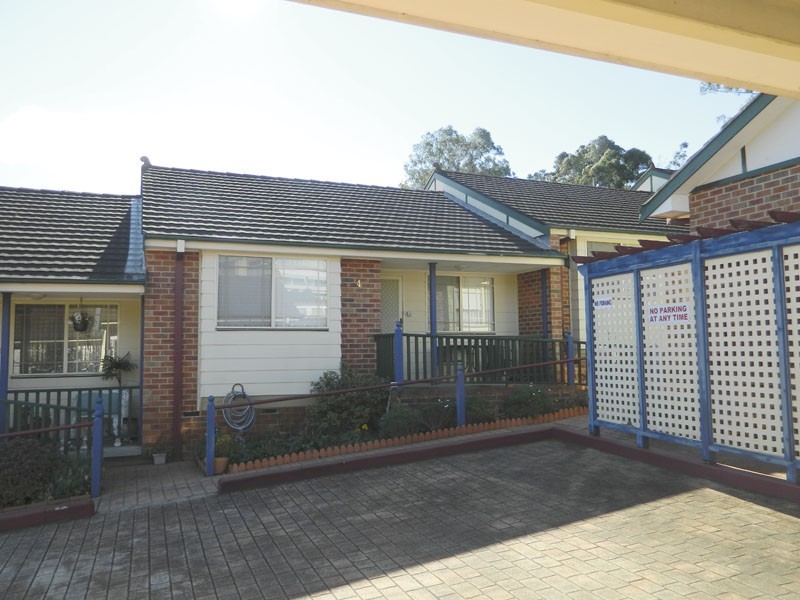 4/66-68 Broughton Street, Camden NSW 2570