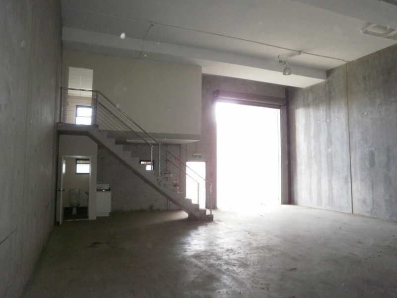 01 / 5-7 Hepher Road, Campbelltown NSW 2560