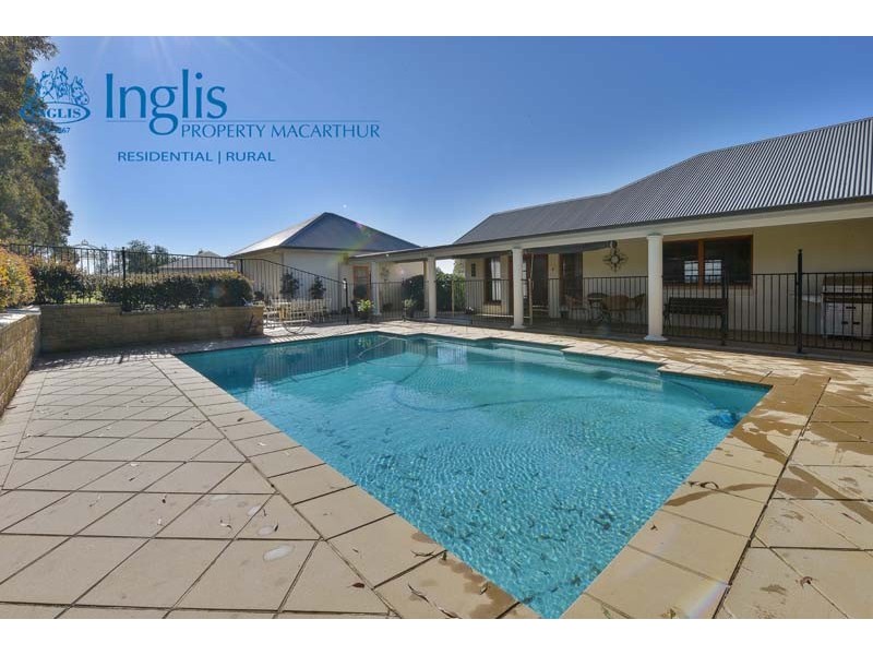1 Willis Road, Grasmere NSW 2570