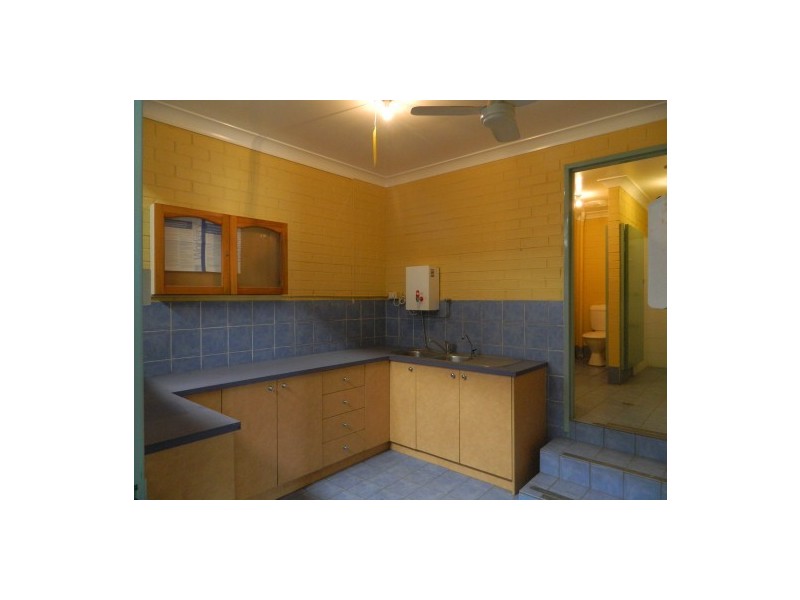 2/264-272 Hoxton Park Road, Prestons NSW 2170