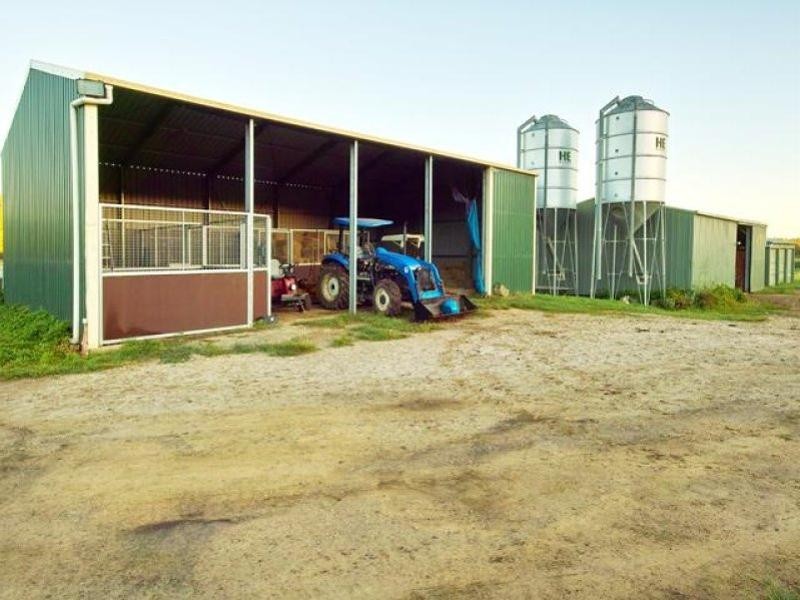 225 Spring Creek Road, Mount Hunter NSW 2570