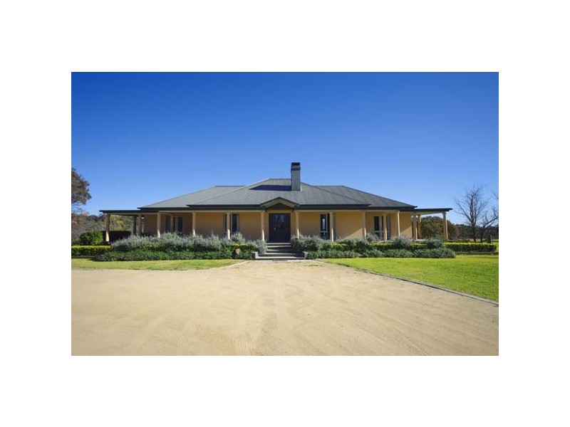 5 Lawson Road, Pheasants Nest NSW 2574