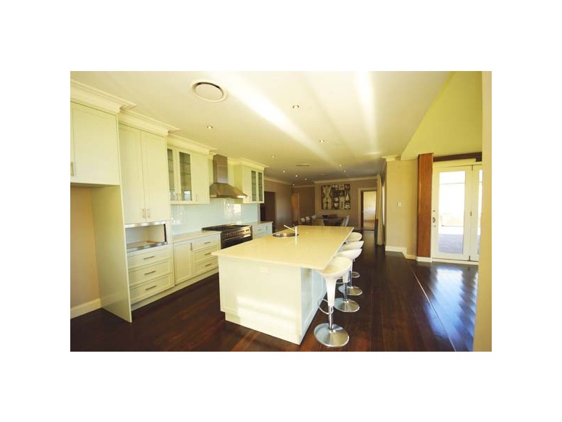 5 Lawson Road, Pheasants Nest NSW 2574