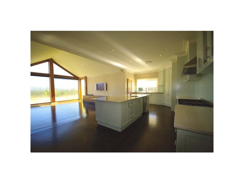 5 Lawson Road, Pheasants Nest NSW 2574