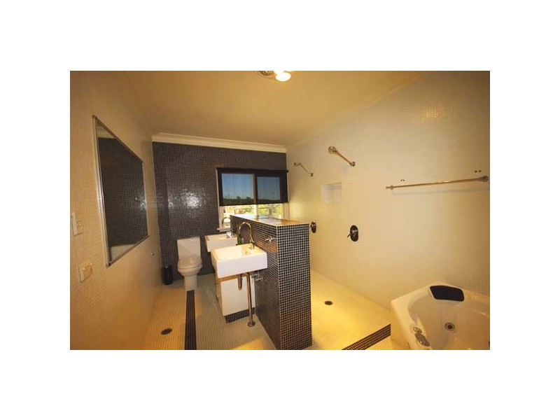 5 Lawson Road, Pheasants Nest NSW 2574