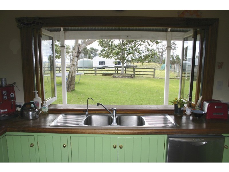 730 Barkers Lodge Road, Mowbray Park NSW 2571
