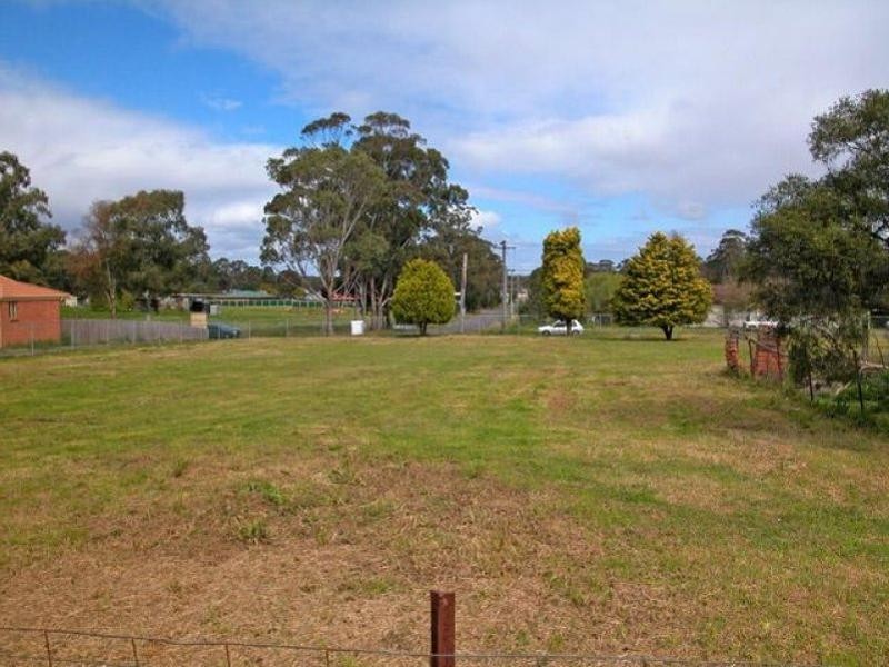 115  Sixth Ave, Austral NSW 2179