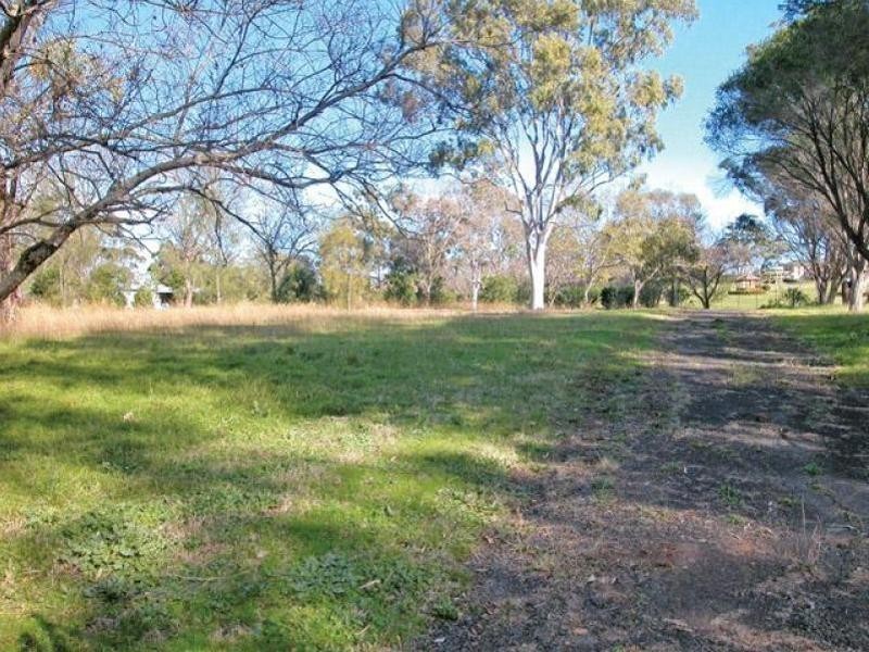 6 The Mews, Kirkham NSW 2570