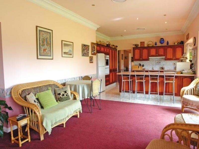 10 Ambervale Drive, Orangeville NSW 2570