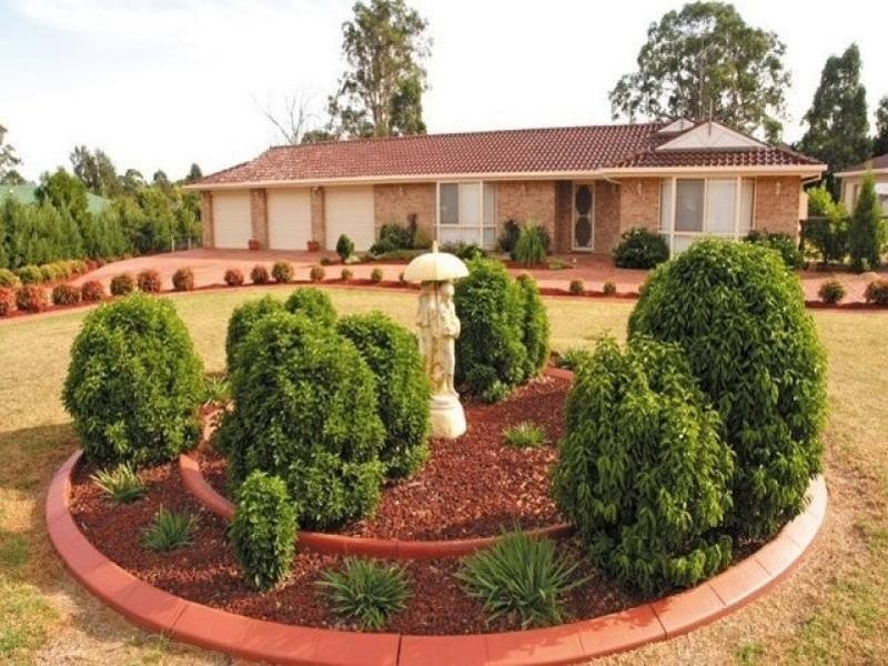 5 Aberfoyle Place, Grasmere NSW 2570