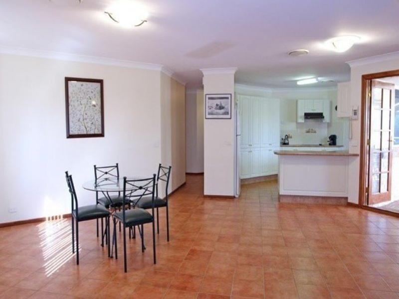 5 Aberfoyle Place, Grasmere NSW 2570