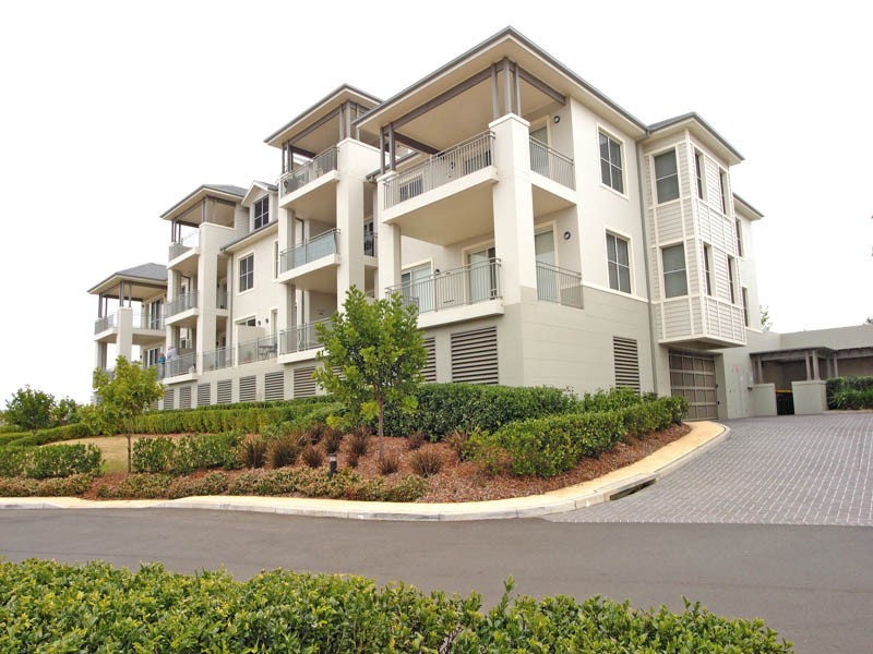3 & 9, 112 Governers Way, Macquarie Links NSW 2565