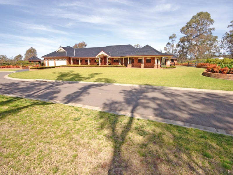 51 The Grange, Picton NSW 2571