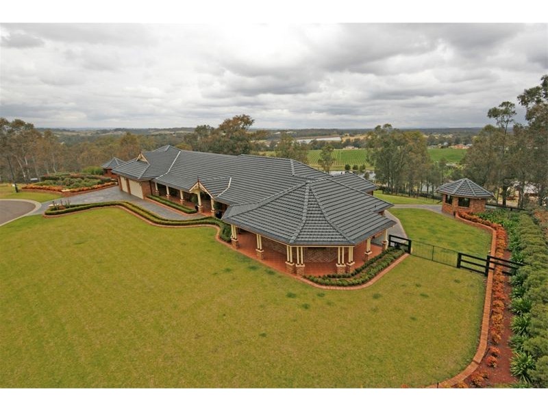 51 The Grange, Picton NSW 2571