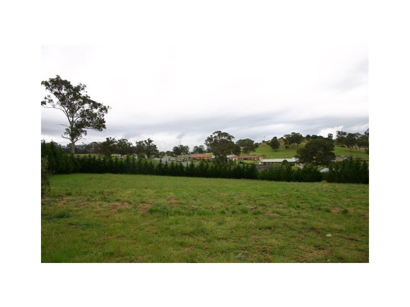 12  The Meadows, Kirkham NSW 2570