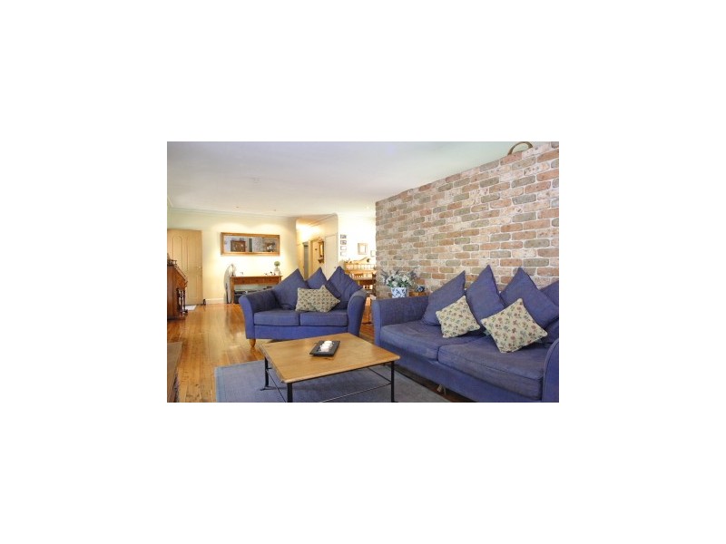 19 Mitchell Place, Douglas Park NSW 2569