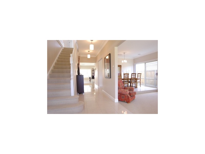 3 Lamond Common, Camden Park NSW 2570