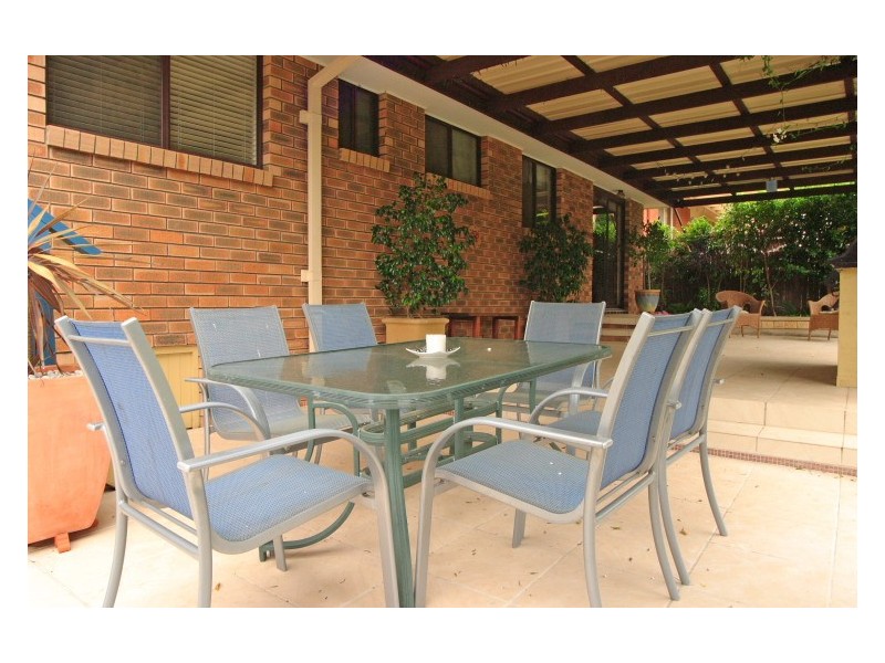 8  Cashmere Drive, Elderslie NSW 2570