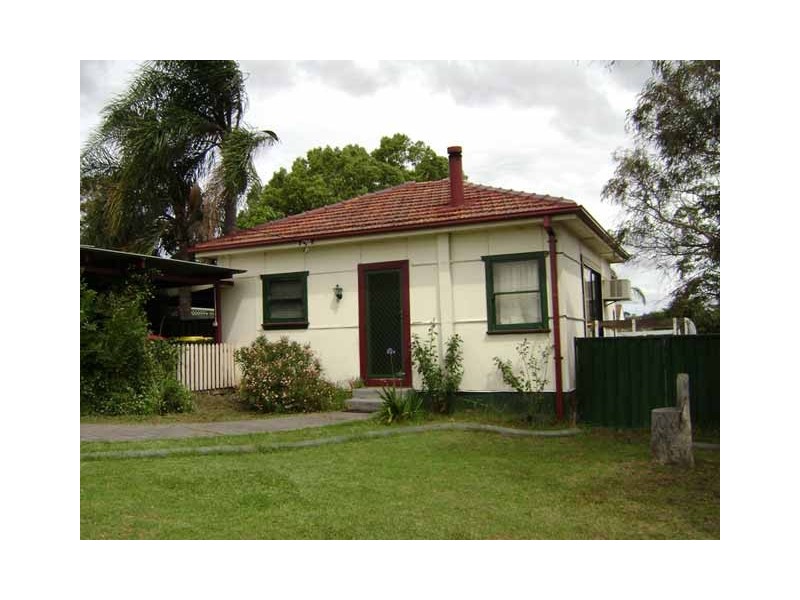 17 Hovell Street, Narellan NSW 2567