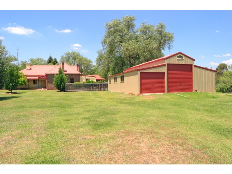 1545 Remembrance Drive, Razorback NSW 2571