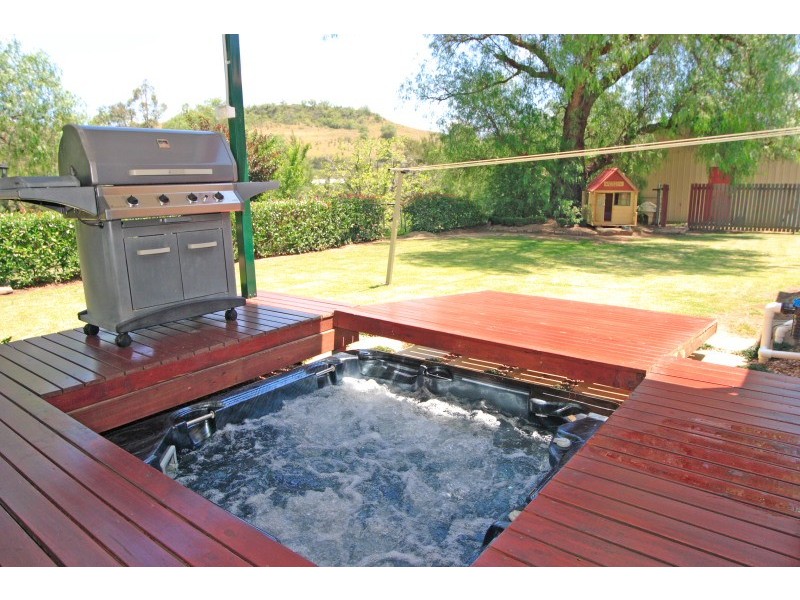 1545 Remembrance Drive, Picton NSW 2571