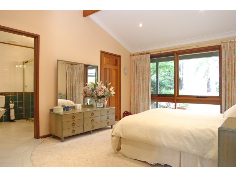 175 Georges River Road, Kentlyn NSW 2560