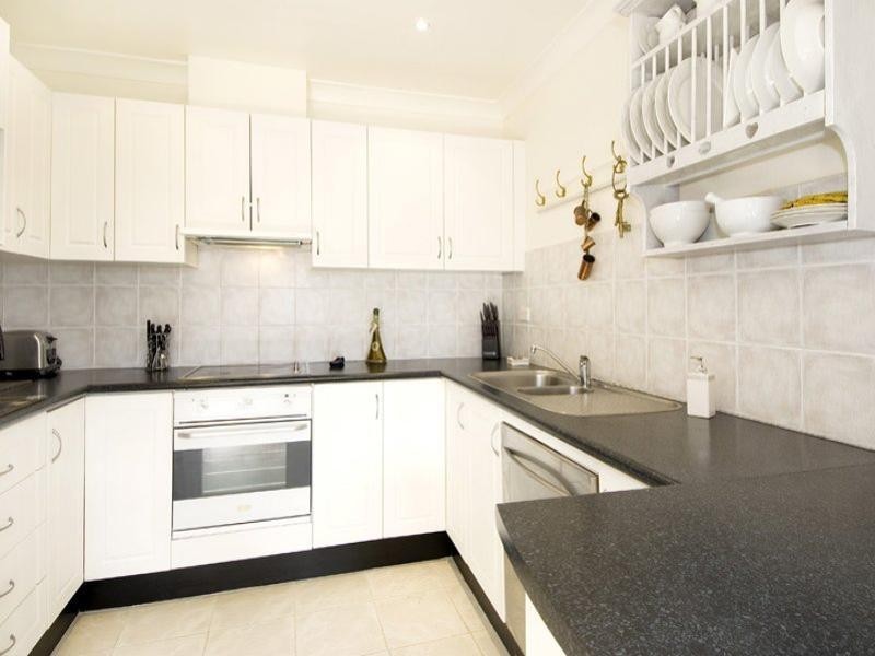 2/17  Terrol Crescent, Mona Vale NSW 2103